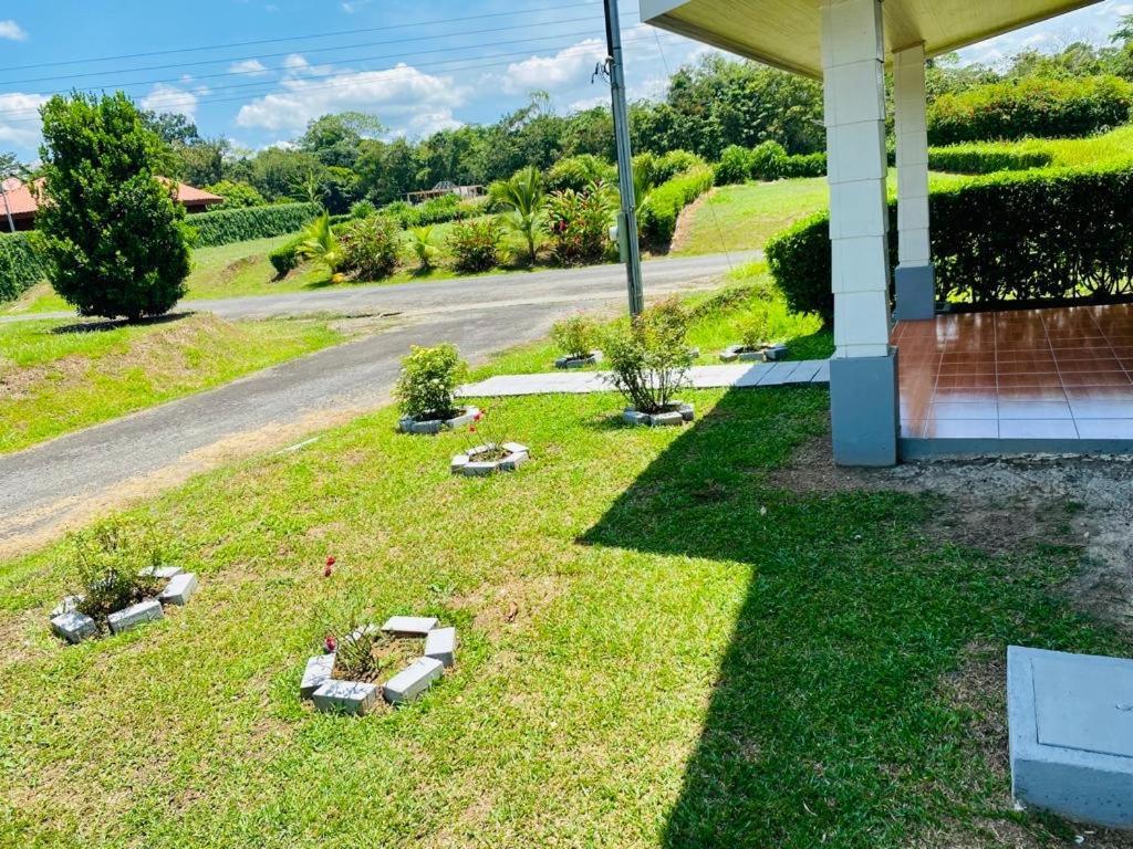 Casa De Las Rosas Volcan Arenal La Fortuna Eksteriør bilde